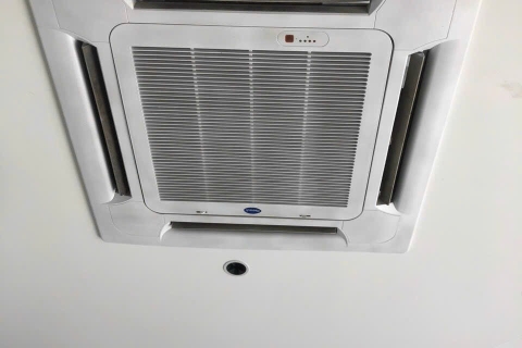 ĐƠN VỊ BẢO TRÌ MÁY LẠNH ÂM TRẦN CHO KHÁCH SẠN TẠI QUẬN 2
